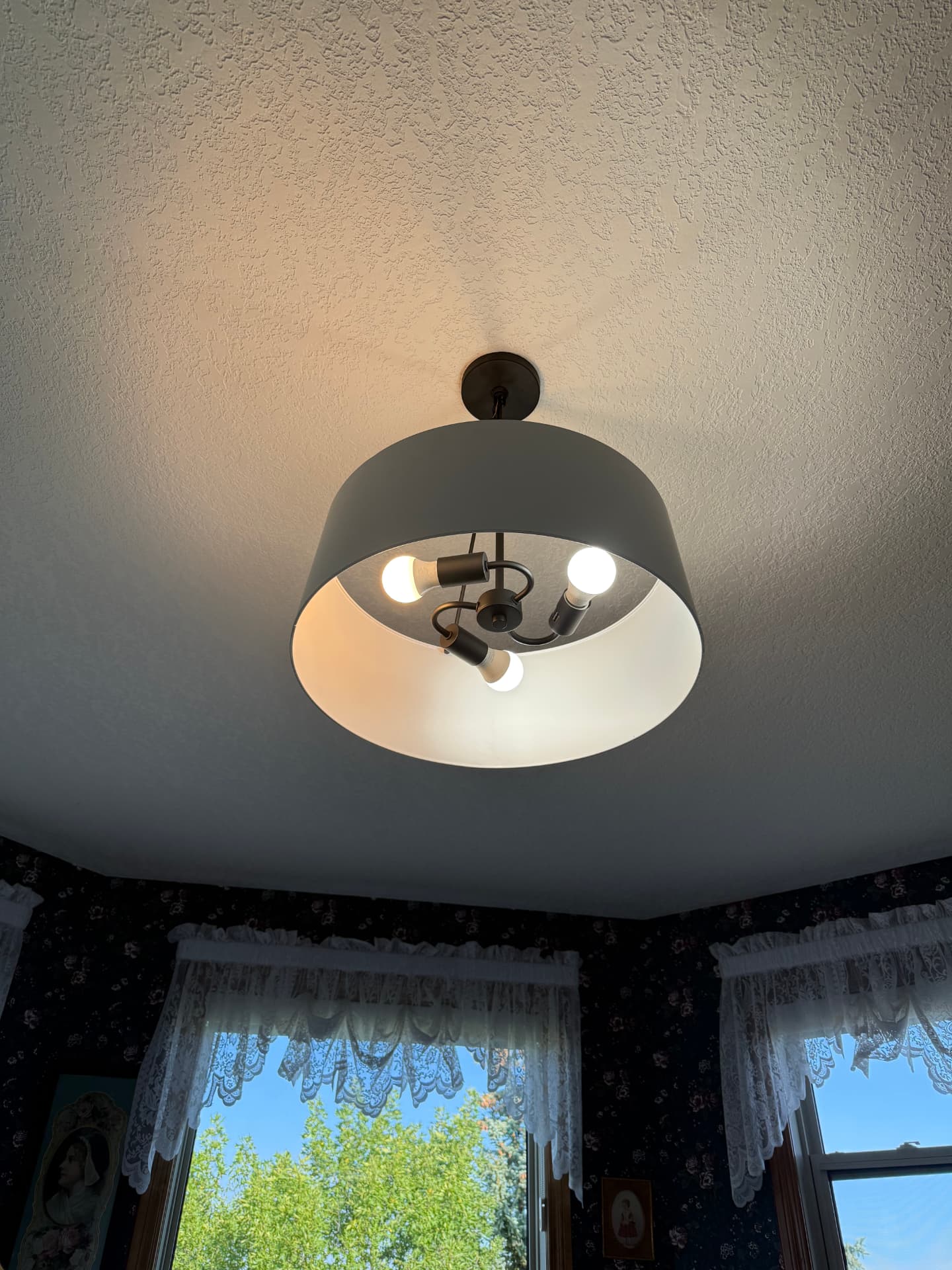 Completed pendant light installation by Canadian Sparky